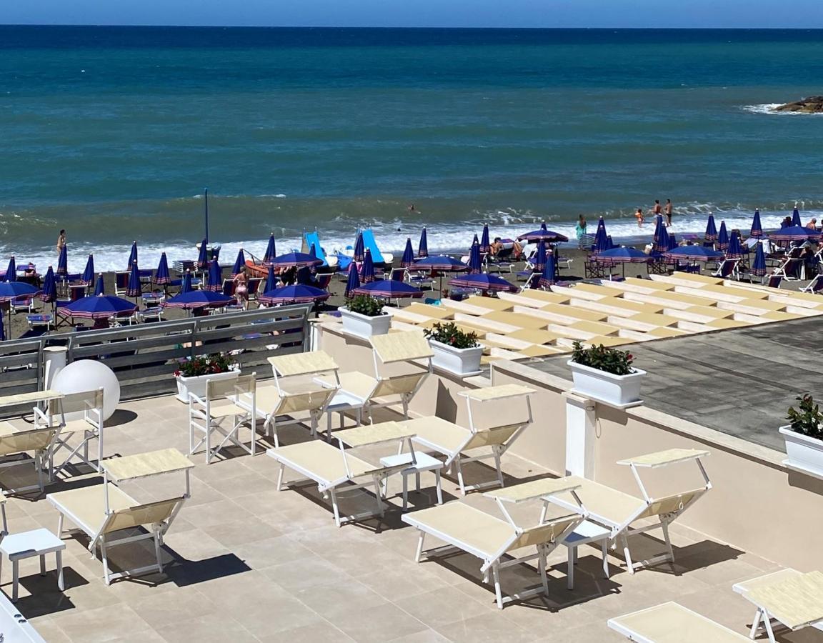Hotel Cecina Beach Marina di Cecina Esterno foto